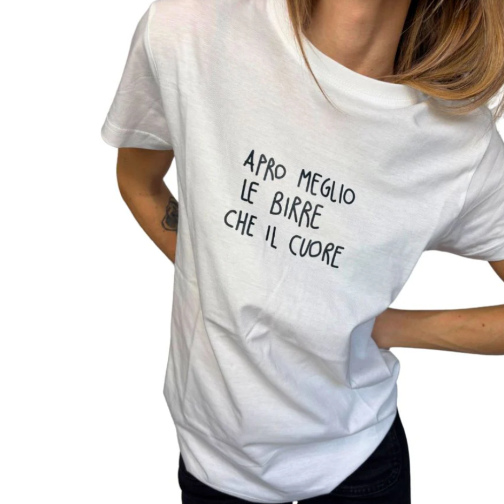 COSESUCOSE T-SHIRT APRO MEGLIO LE BIRRE CHE IL CUORE BIANCA